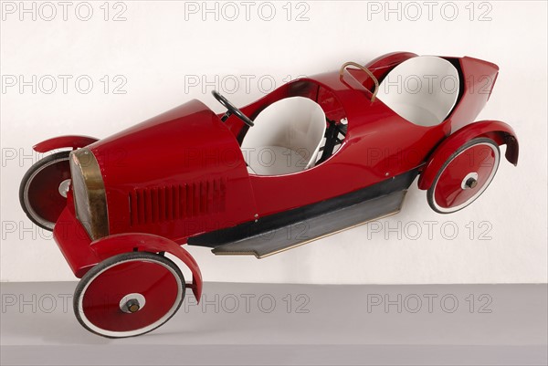 Toy : Bugatti 2 seats racing car