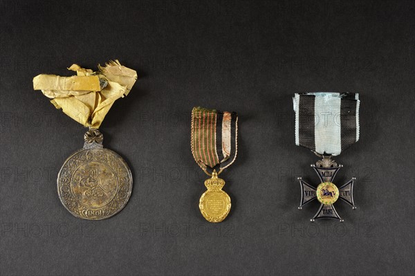 Médailles ottomane, polonaise, et franco-polonaise (revers)