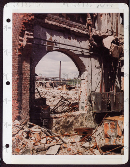 M.A.N. Factory At Nuremberg, Germany, Demolished By Allied Bombers. Rubble And Devastation At The Plant. Copyright: xpie