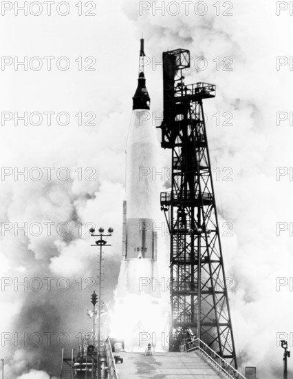 S62-02849 (24 May 1962) --- The Mercury-Atlas 7 (MA-7), carrying astronaut M. Scott Carpenter, was launched by NASA from