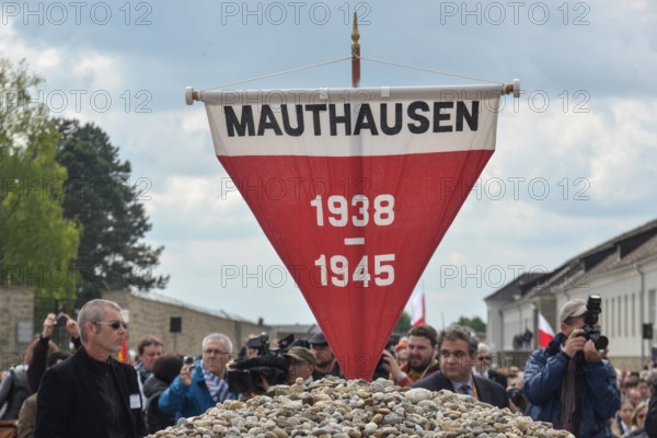71 Feier zur Befreiung des Konzentrationslagers Mauthausen durch die US amerikanischen Truppen am 5