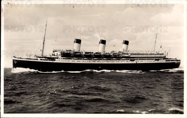 Dampfschiff Cap Arcona HSDG Ansicht Backbord AUFNAHMEDATUM GESCHÄTZT