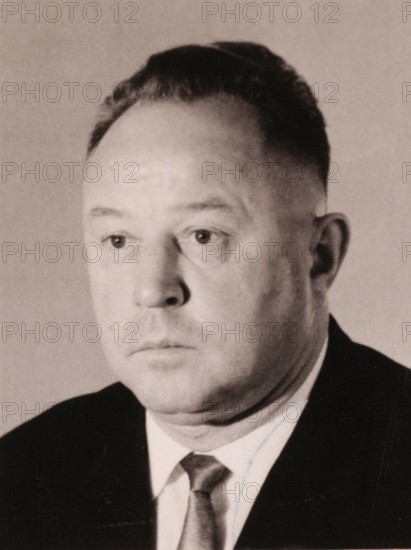 Feature: Paßfoto von Erich Mielke 08/04 thg DDR Deutsche Demokratische Republik Stasi Staatssicherheit Minister MfS Ber