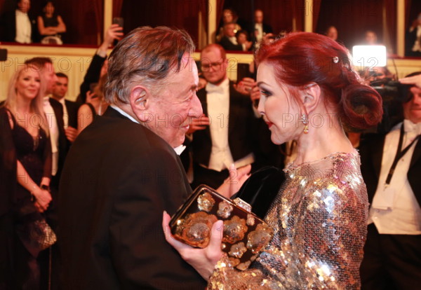 Wiener Opernball 2024 Wien, Oper, 08. 02. 2024 Priscilla PRESLEY, Richard LUGNER *** Vienna Opera Ball 2024 Vienna, Oper