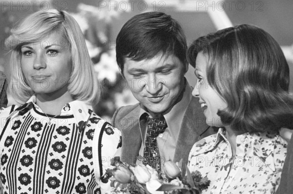 DALLI DALLI Monica Sundermann Rainer Werner Fassbinder Mady Rahl in der Quizshow Dalli Dalli