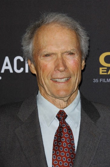 Bildnummer: 53803086 Datum: 17.02.2010 Copyright: imago/PicturePerfect
Clint Eastwood AN EVENING WITH CLINT EASTWOOD Los Angeles PUBLICATIONxNOTxINxUSAxUK People Porträt kbdig xkg 2010 hoch Highlight premiumd o0 Film, Himself
Bildnummer 53803086 Date 17 02 2010 Copyright Imago Picture Perfect Clint Eastwood to evening With Clint Eastwood Los Angeles PUBLICATIONxNOTxINxUSAxUK Celebrities Portrait Kbdig xkg 2010 vertical Highlight premiumd o0 Film himself