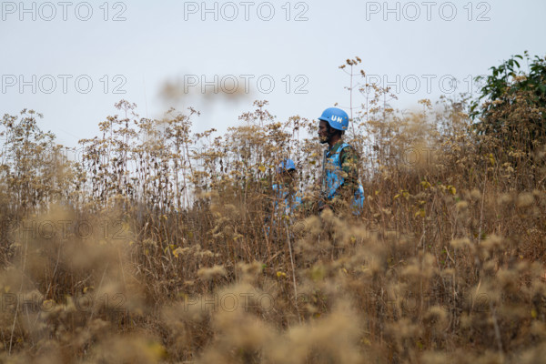 RECORD DATE NOT STATED A soldier with the Ghana Army kneels while providing security for the Cordon and Search field tr