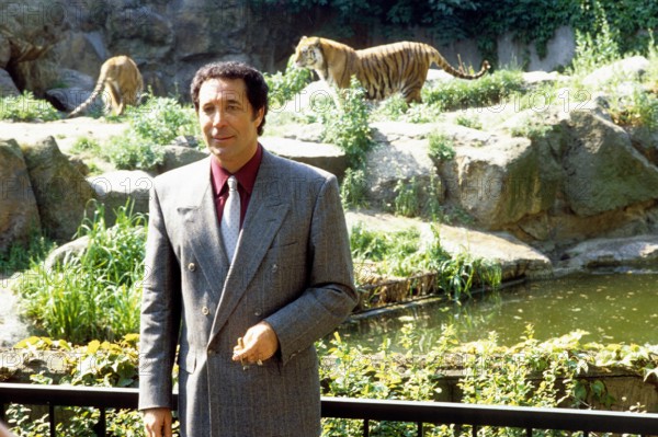 Tom Jones bei den Tigern im Berliner Zoo