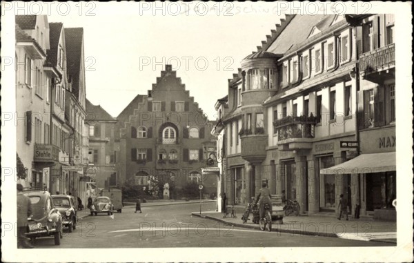Donauschingen, Rue Principale, Schuhhaus Stehle, Eisenwaren, VW Käfer *** Donauschingen, Rue Principale, shoe store Steh