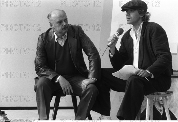 T Gottschalk Moderator re K Kujau Fälscher Hitlertagebücher 09 85 Thomas Gottschalk und Kon