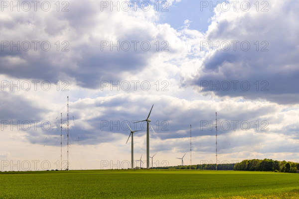 Testanlage WINSENT erforscht Windkraft in luftigen Höhen. In einem Forschungsprojekt untersuchen Wissenschaftler auf der