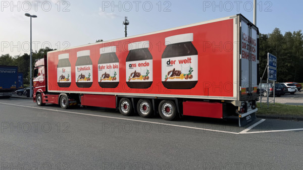 Ein Nutella LKW auf der Raststaette (Raststätte) Siegerland Ost. Raststaette (Raststätte) am 19.08.2024 in Freudenberg/D
