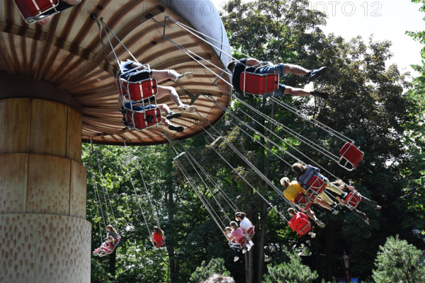 Der Europa-Park ist ein Freizeit- und Themenpark in Rust, Baden-Württemberg, Deutschland; durch die Lockerungen der Coro