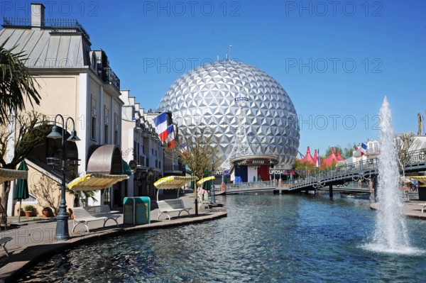 Bildnummer: 55244273 Datum: 07.04.2011 Copyright: imago/Michael Heuberger
Rust, Ortenaukreis 7.4.2011 - Saisoneröffnung im Europa-Park, Rust Gesellschaft Europapark kbdig xmk 2011 quer o0 Totale, Freizeitpark
Bildnummer 55244273 Date 07 04 2011 Copyright Imago Michael Heuberger Rust Ortenaukreis 7 4 2011 Season opening in Europe Park Rust Society Europa Park Kbdig xmk 2011 horizontal o0 long shot An amusement park