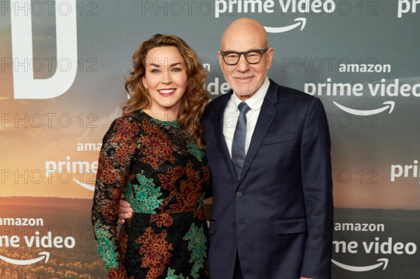 Sir Patrick Stewart und Sunny Ozell auf dem Roter Teppich beim Fan Screening der Amazon Original Serie STAR TREK: PICARD