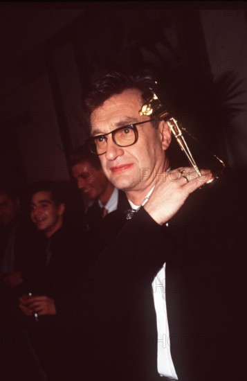 Wim Wenders, 75. Geburtstag am 14. August Wim Wenders (Regisseur) 02/00 urb Mann Regie TV Fernsehen Film dunkelhaarig ku