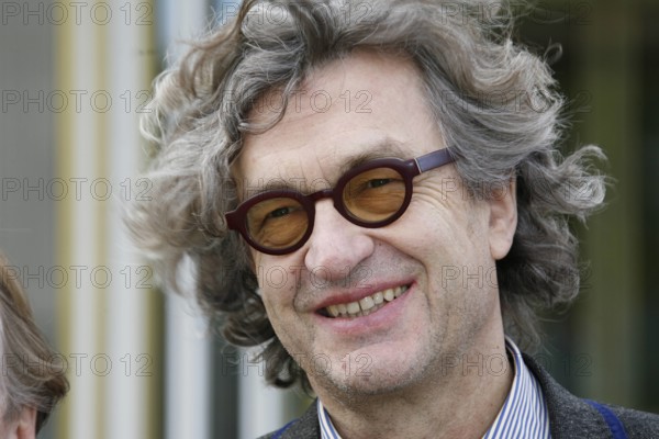 Wim Wenders, 75. Geburtstag am 14. August Regisseur Wim WENDERS  -  Dreharbeiten für den 3D Film PINA über die Tänzerin