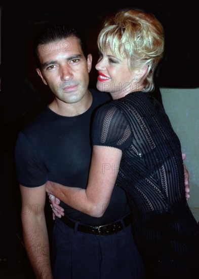Antonio Banderas and Melanie Griffith 1997 Photo By Adam Scull/PHOTOlink/MediaPunch PUBLICATIONxINxGERxSUIxAUTxONLY Cop