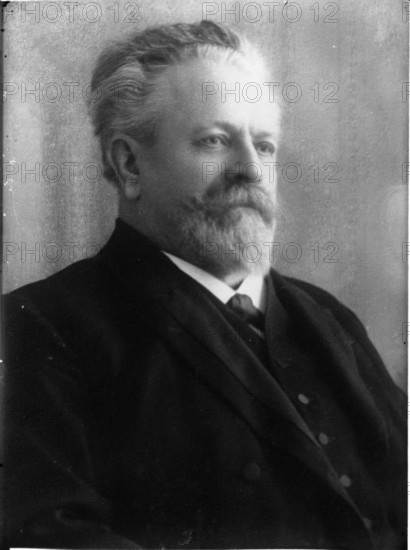 RECORD DATE NOT STATED Stins A. L. Andersson (1849-1920), station manager in Karlstad C 1905-1912 Copyright: xpiemagsx s