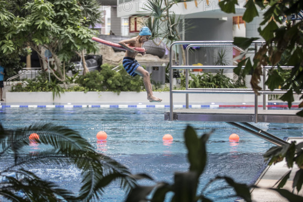 PK zum Thema Schulschwimmen zu Coronazeiten, Titus Therme, Frankfurt, Bild x von 14 Frankfurt, 23.11.2020 PK zum Thema S