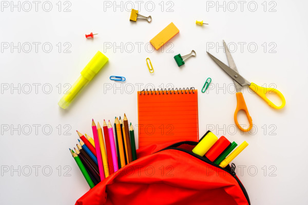 schulbedarf,schulrucksack,schulmaterial,schulmaterialien,schulsachen,schulutensil,schulutensilien,ranzen,rucksack,schulr