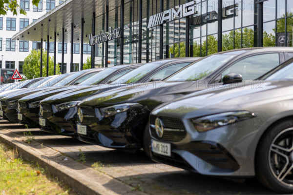 Unternehmen in Nürnberg Das Mercedes-Autohaus in Nürnberg, dessen Zukunft ungewiss ist, da Mercedes-Benz Anfang des Jahr