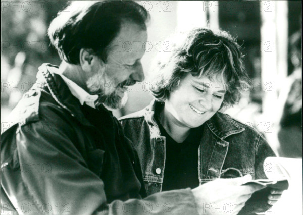 Chris Menges und Shawn Slovo am Set von Zwei Welten (1988) Chris Menges (Regie) und Shawn Slovo (Drehbuch) am Set von Zw