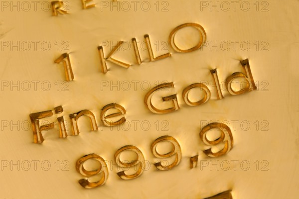 Geldanlage in echtem Gold als Goldbarren und Goldmünzen McPBBO McPBBO
