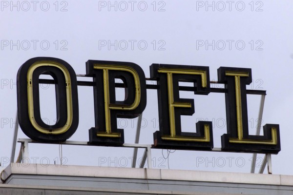 Logo der Opel AG in Rüsselsheim