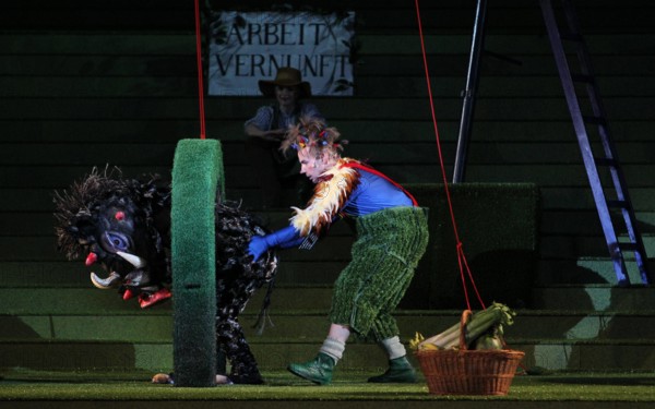 Bildnummer: 55805265  Datum: 18.08.2011  Copyright: imago/Karina Hessland
Domstufenfestspiele Erfurt - Die Zauberflöte Erfurt , 180811 , Erfurter Domstufen Festspiele auf den Domstufen vor Dom und St. Severi Die Zauberflöte von Wolfgang Amadeus Mozart Musikalische Leitung Walter E. Gugerbauer Inszenierung Guy Montavon Ausstattung Peter Sykora im Bild: Mate Solyom-Nagy (Papageno) und Christa Maria Dalby (Papagena) Kultur People Musik Aktion x0x xkg 2011 quer Aufmacher premiumd Theater Oper Schauspiel modern Theaterstück Domstufenfestspiele Schauspieler Sänger Sängerin 

Bildnummer 55805265 Date 18 08 2011 Copyright Imago Karina Hessland Domstufenfestspiele Erfurt the Magic Flute Erfurt  Erfurt Domstufen Festival on the Domstufen before Dom and St Severi the Magic Flute from Wolfgang Amadeus Mozart musical Line Walter e  Staging Guy Mont Avon Equipment Peter Sykora in Picture Mate Solyom Nagy Papageno and Christa Mary Dalby Papagena Culture Celebrities Music Action shot x0x xkg 2011 h...