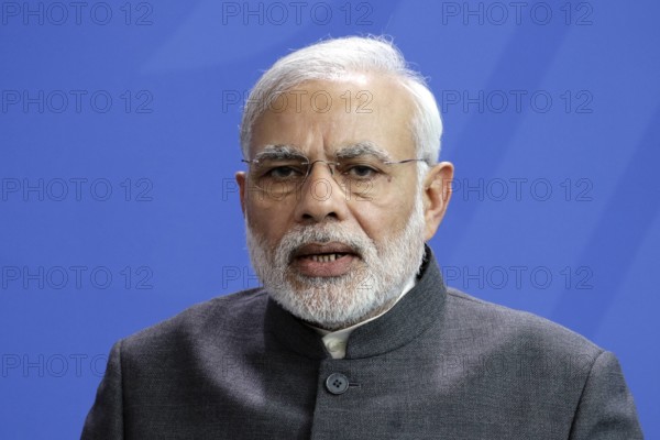 14.04.2015, Berlin, Deutschland - Empfang des indischen Premierministers Narendra Modi durch Bundeskanzlerin Angela Mer