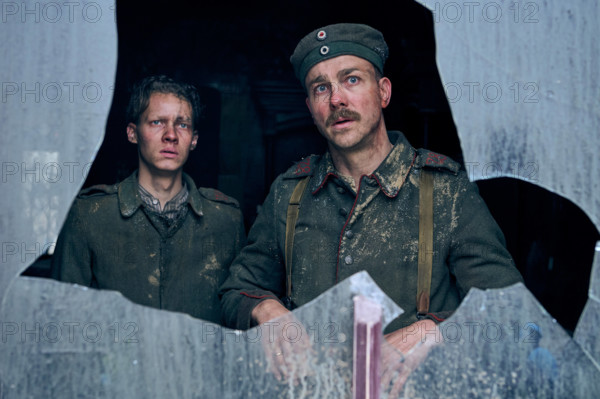 All Quiet on the Western Front (2022)