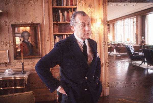 Bildnummer: 54446188 Datum: 30.03.1967 Copyright: imago/Sven Simon
Axel Caesar SPRINGER, Deutschland, Verleger, Halbfigur, steht in seinem Büro, leicht zur Seite gedreht, Querformat; Kultur Wirtschaft People himself Shooting privat Homestory kbdia xng 1967 quer Verleger Journalismus Axel-Springer-Verlag himself Cäsar C
54446188 Date 30 03 1967 Copyright Imago Sven Simon Axel Caesar Springer Germany Publishers Half- is in his Office easy to Side Filmed Landscape Culture Economy Celebrities himself Shooting private Home story Kbdia xng 1967 horizontal Publishers Journalism Axel Springer Verlag himself Caesar C