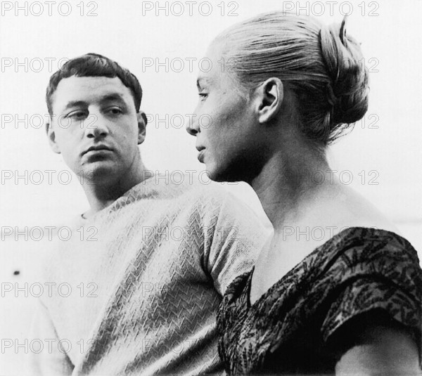 Philippe Noiret, Silvia Monfort Elle Silvia Monfort and Lui Philippe Noiret go to a small fishing village near Sete to take stock of their troubled relationship. 1956 UnitedArchives01360856