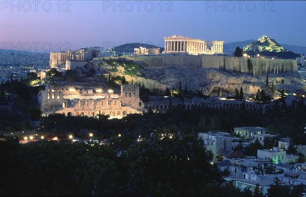 L'ACROPOLE et LE PANTHENON