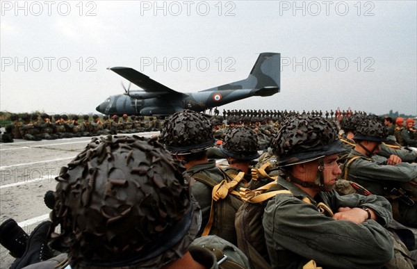 ARMEE PARACHUTISTES FRANCE