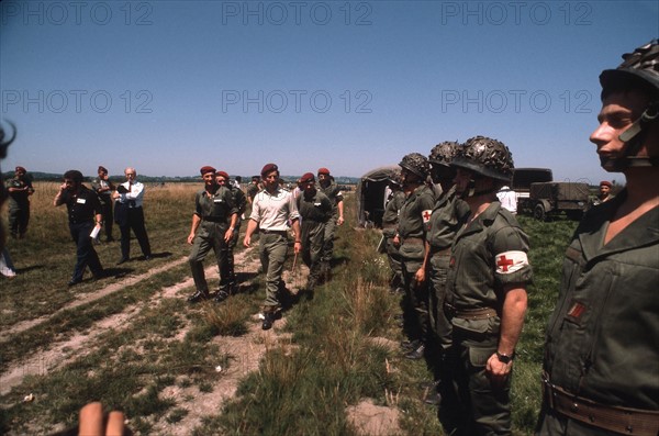 ARMEE PARACHUTISTES FRANCE