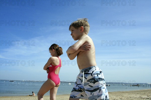 AMUSEMENT A LA PLAGE-FRANCE