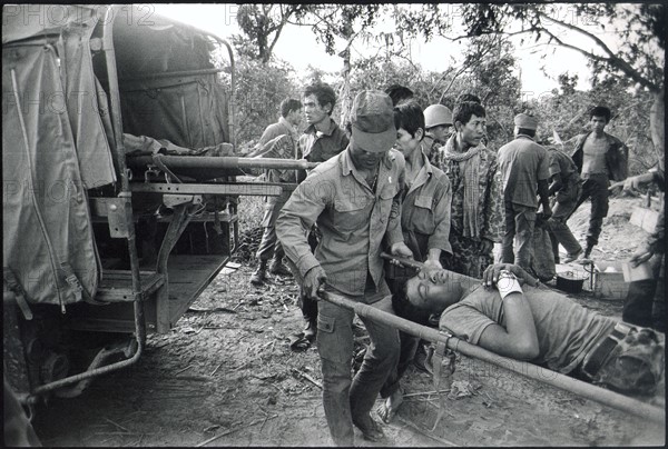 CAMBODGE GUERRE 1974