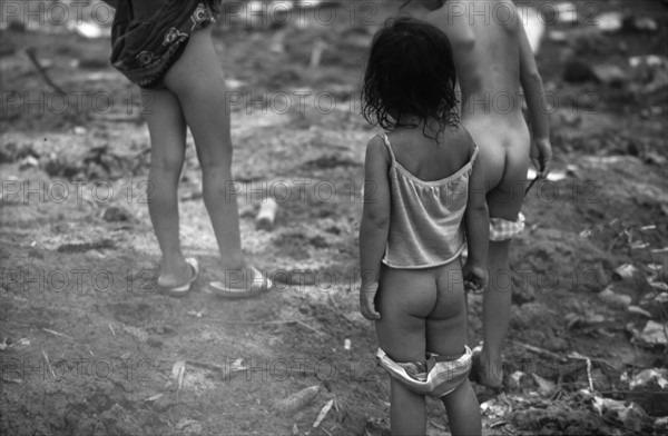 CAMBODGE REFUGIES 1985