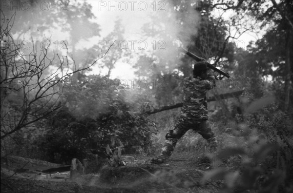 CAMBODGE GUERILLA 1985