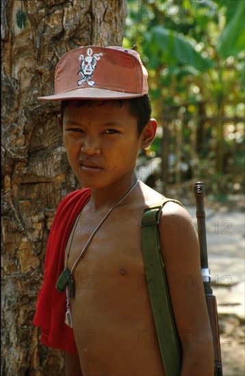 CAMBODGE GUERILLA 1985