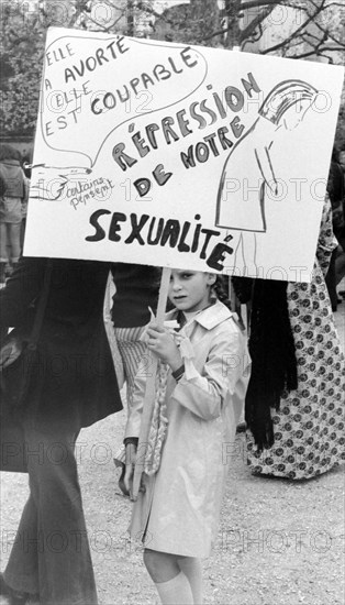 Manifestation pour la libéralisation de l'avortement, Paris, 1973