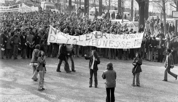 Manifestation étudiante et lycéenne contre la loi Debré, Paris, 1973