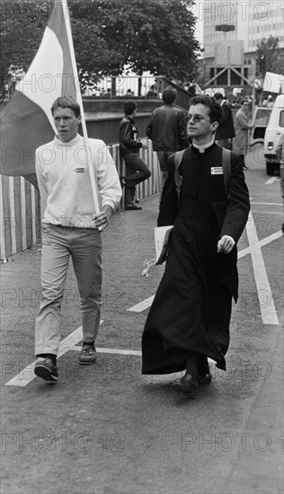 Manifestation du Front National en faveur de l'école libre, Paris, 1984