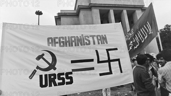 Manifestation anti-Gorbatchev, Paris, 1985