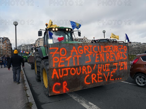 Farmers demonstrating in Paris on 23 February 2024