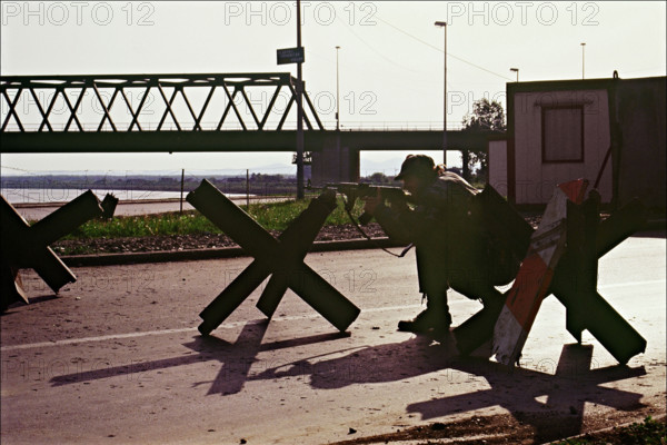 EX-YOUGOSLAVIE - GUERRE CIVILE