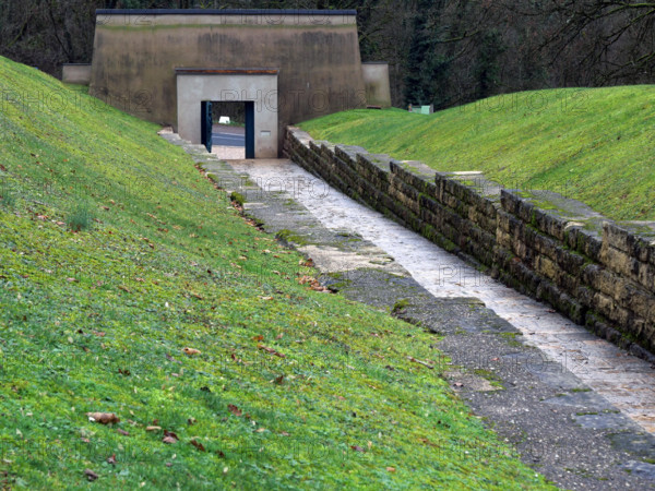 FRANCE-PREMIERE GUERRE MONDIALE-TRANCHEE DES BAIONNETTES