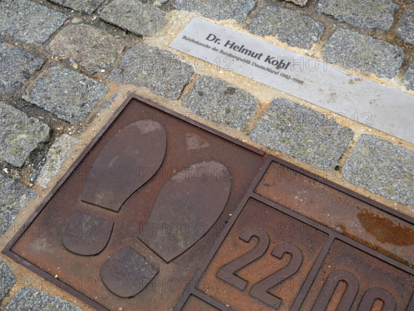 FRANCE-PREMIERE GUERRE MONDIALE-NECROPOLE